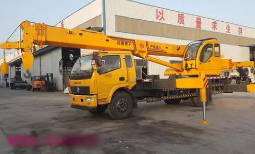 驾驶吊车